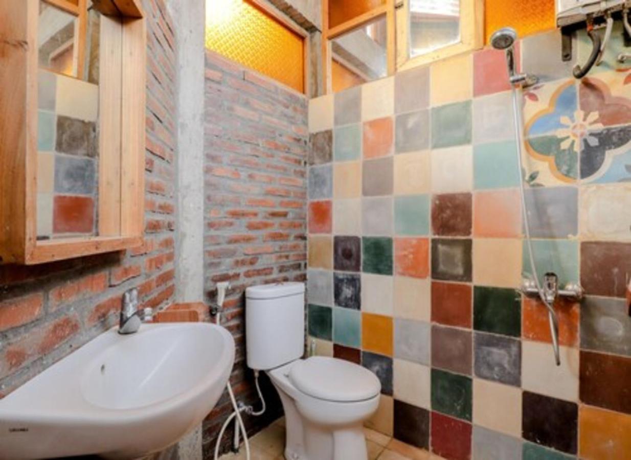 Lorong Homestay Bantul Exterior foto