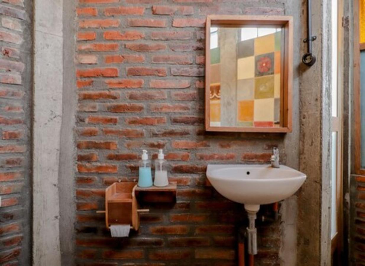 Lorong Homestay Bantul Exterior foto
