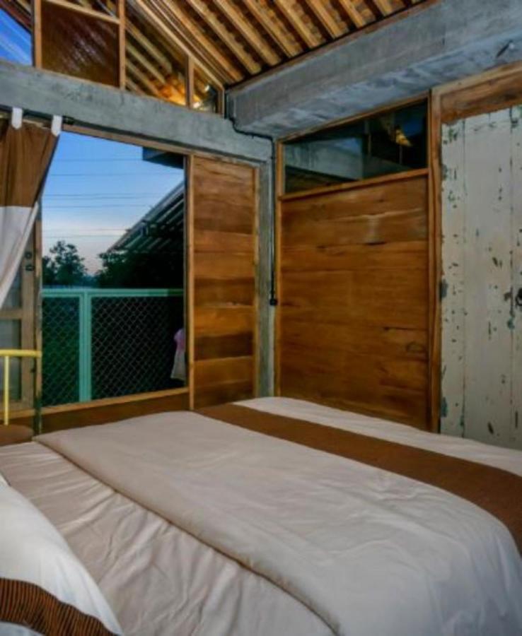 Lorong Homestay Bantul Exterior foto